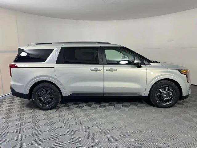 New 2027 White Kia EX image 8