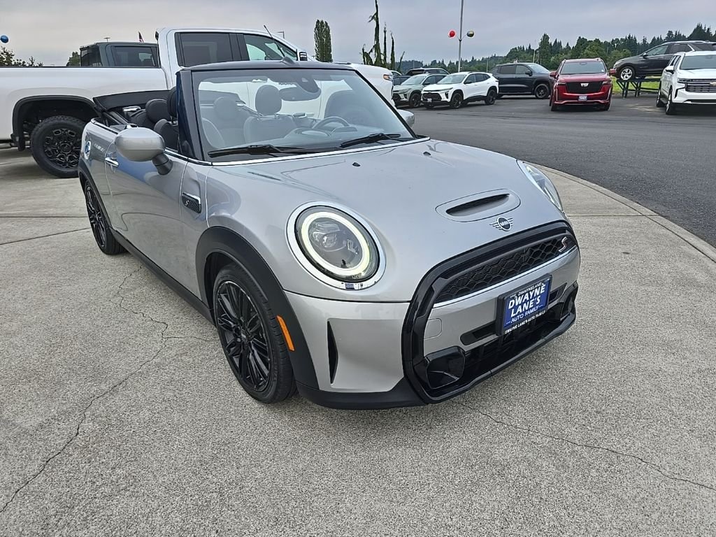2024 MINI Convertible S - Photo 8