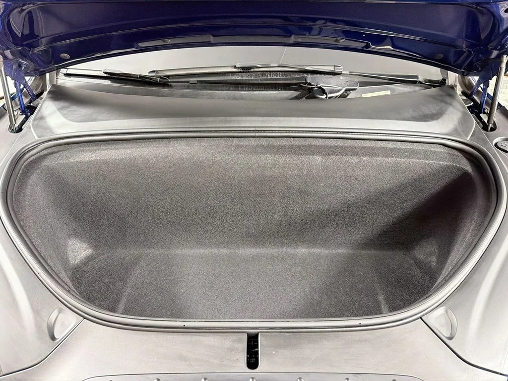 Used 2019 Blue Tesla  image 33