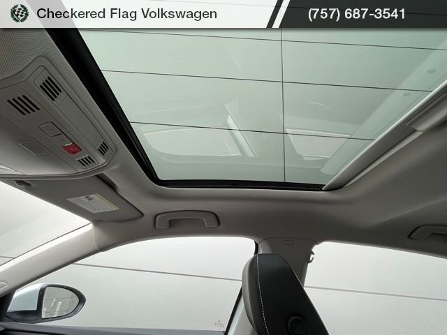 2026 Volkswagen Jetta SE - Photo 9