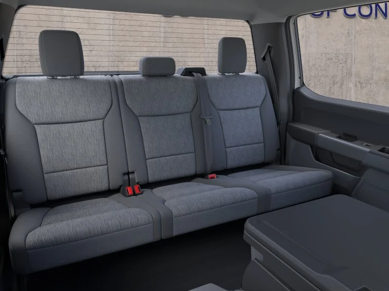 New 2026 Oxford White Ford XLT image 11