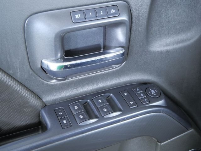 Used 2016 Black GMC SLT image 18