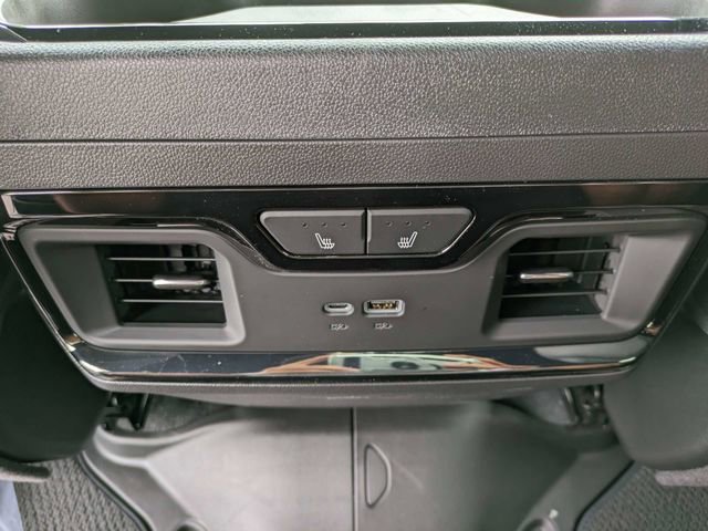 2026 GMC Sierra 1500 AT4X - Photo 18
