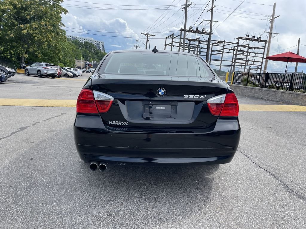 Used 2006 Black BMW 330xi image 4