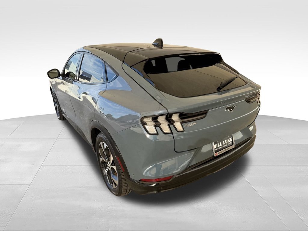Used 2023 Vapor Blue Ford Premium image 9