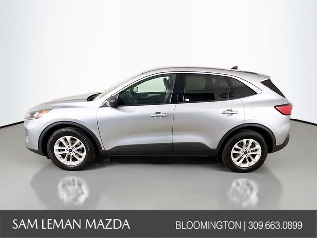 Used 2022 Silver Ford SE image 4