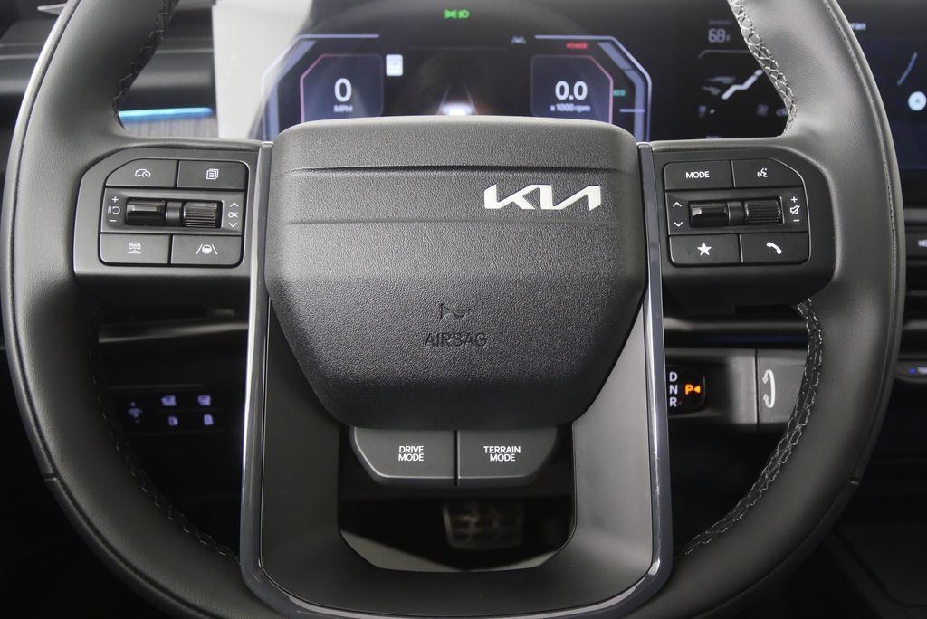 Used 2027 Black Jade Green Kia X-Line SX Prestige image 23