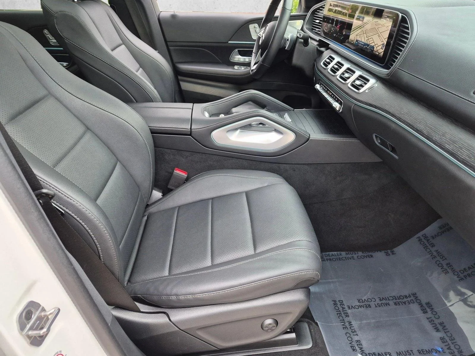 Used 2025 Polar White Mercedes-Benz GLS 450 image 22