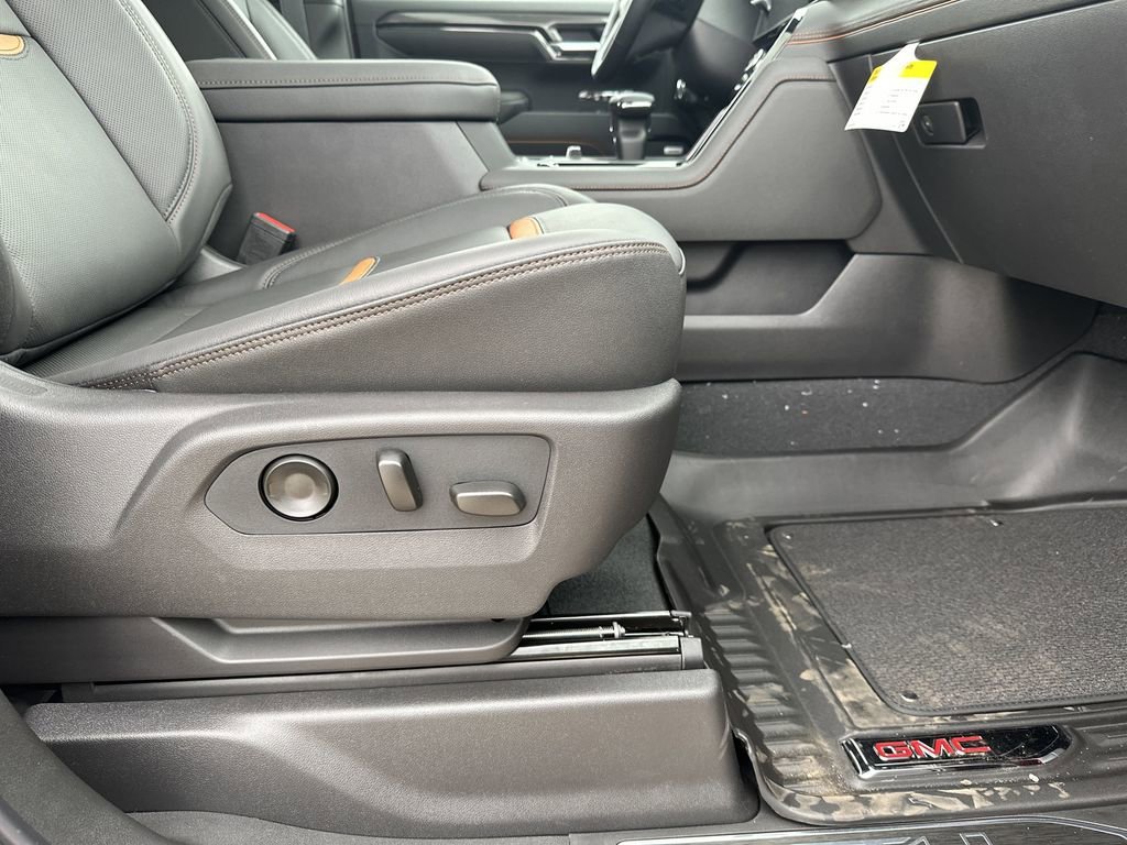 2026 GMC Sierra 1500 AT4 - Photo 40