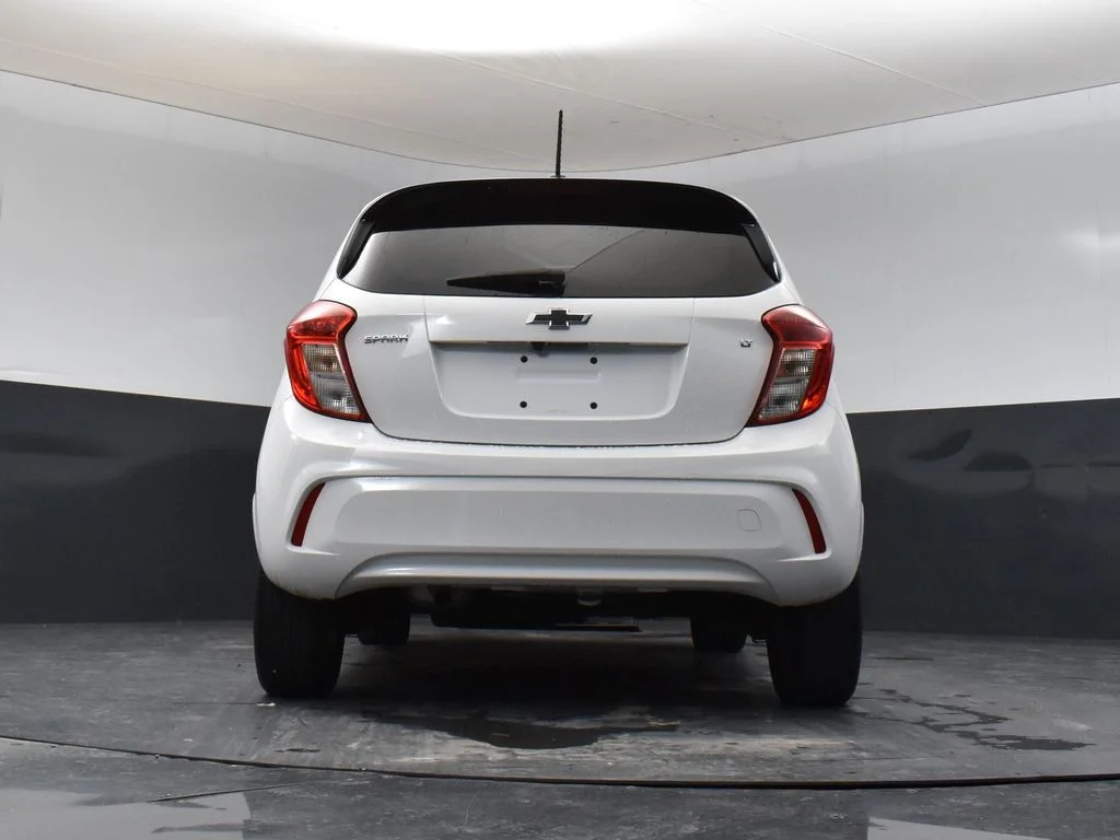 Used 2021 White Chevrolet 1LT image 10