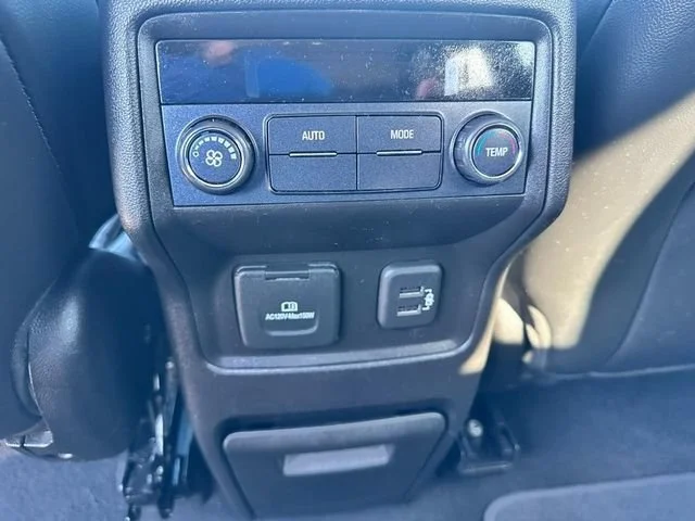 Used 2019 SUMMIT WHITE GMC SLT image 12