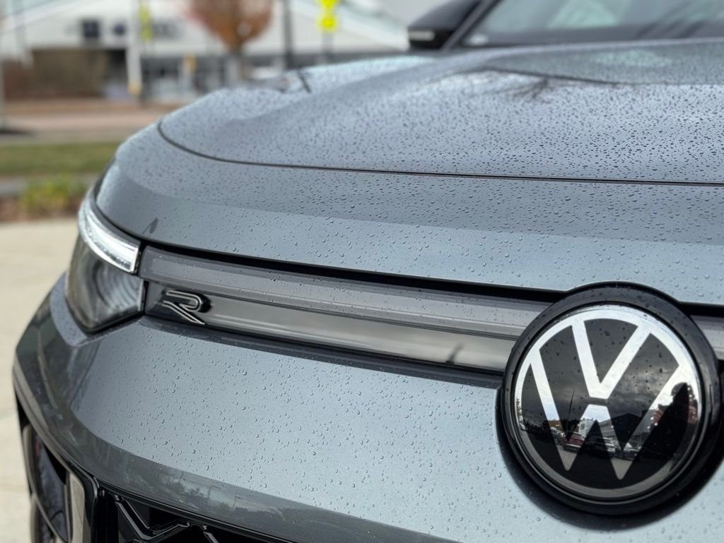 2026 Volkswagen Tiguan SE R-LINE BLACK - Photo 6