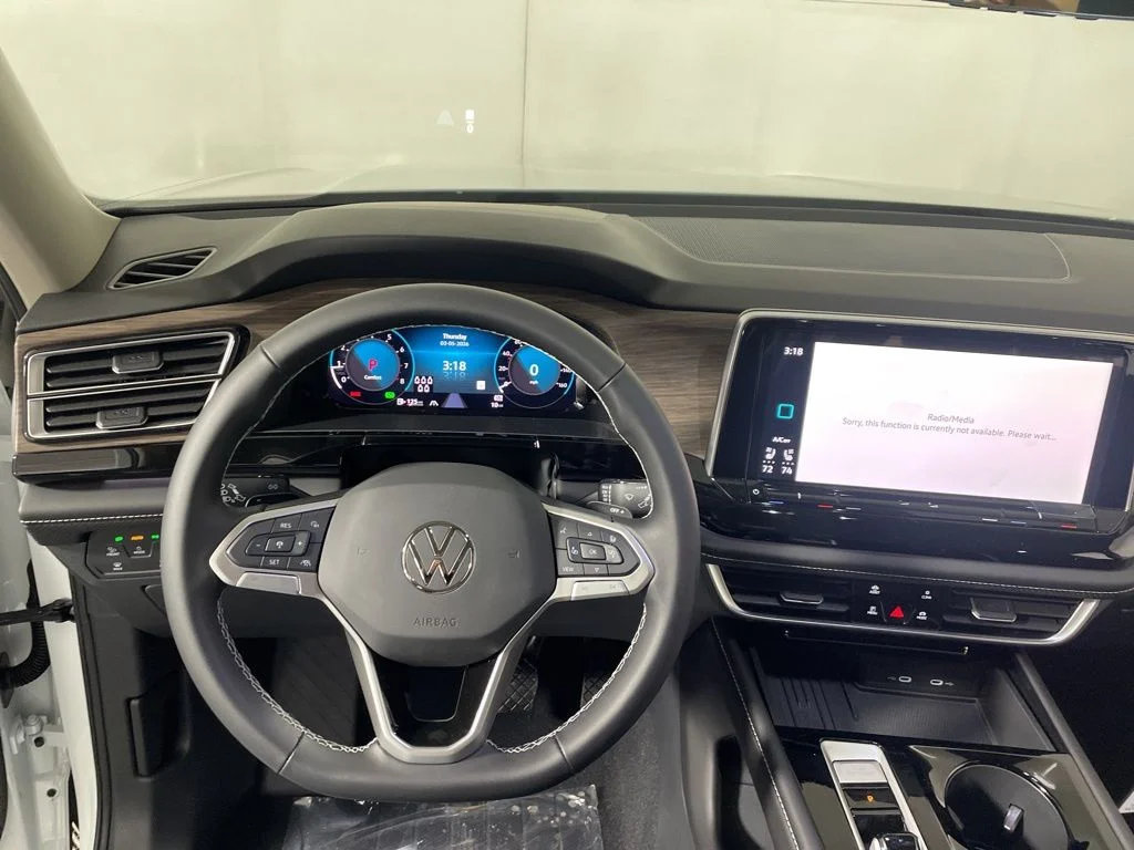 New 2026 White/off-white Volkswagen 2.0T SEL image 12