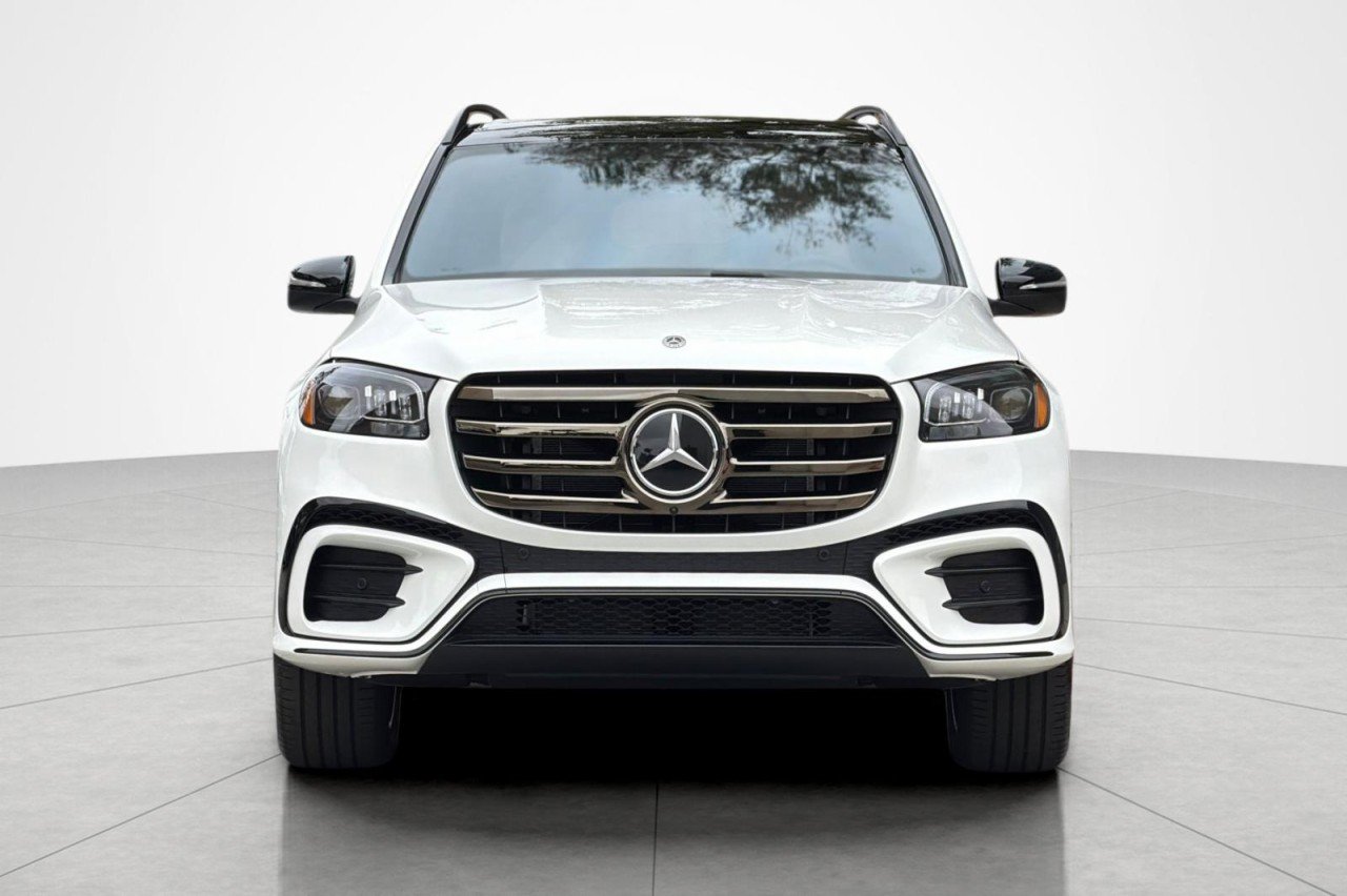 New 2026 Polar White Mercedes-Benz GLS 450 4MATIC® SUV image 8