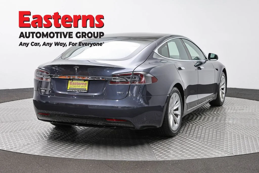 Used 2018 Gray Tesla 75D image 5