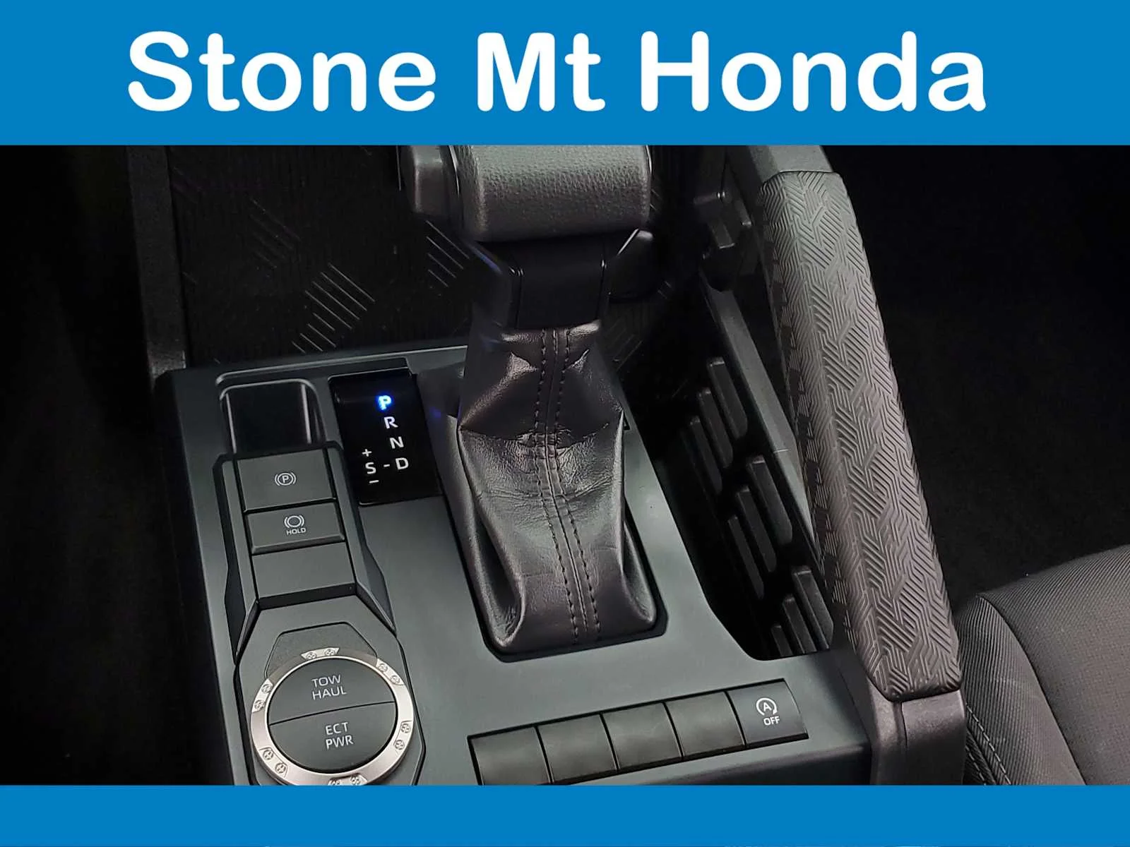 Used 2025 Underground Toyota SR5 image 31