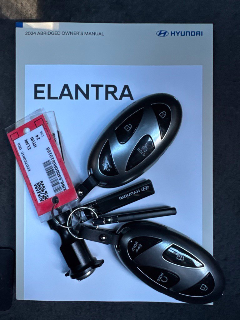 2024 Hyundai Elantra SEL - Photo 31