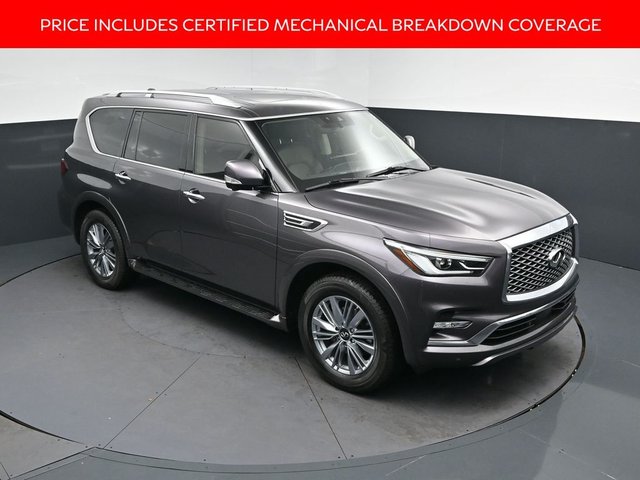 2023 INFINITI QX80 LUXE