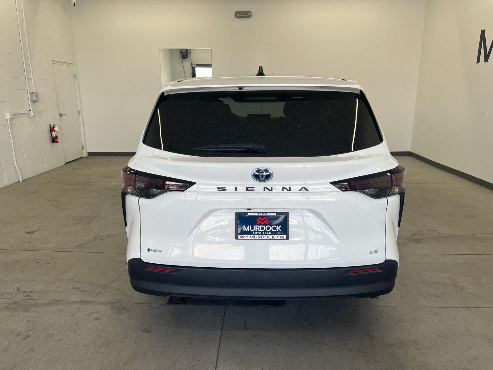 Used 2025 Ice Cap Toyota LE image 3