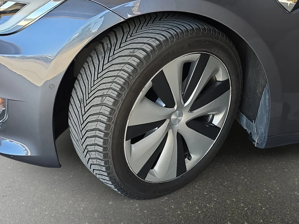 Used 2021 Silver Tesla Long Range image 32