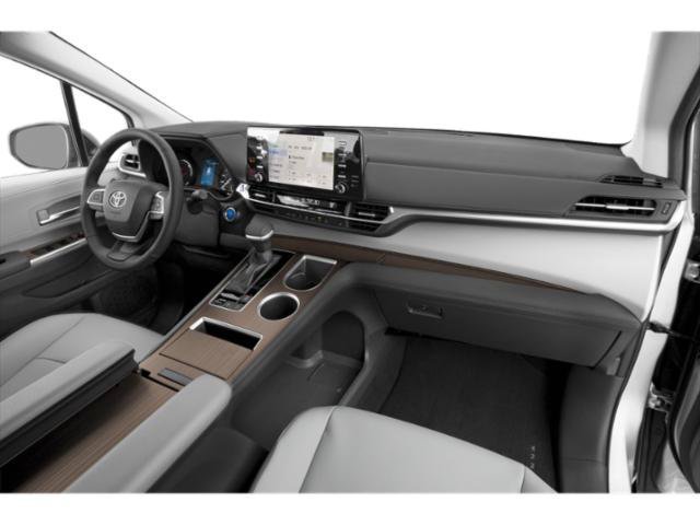 2022 Toyota Sienna XLE - Photo 15