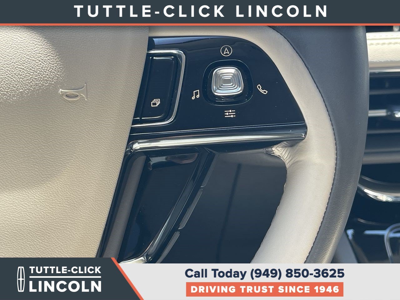 Certified Used 2022 Flight Blue Lincoln Grand Touring image 26
