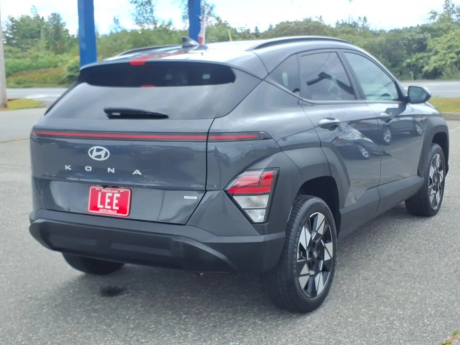 Used 2025 Gray Pearl Hyundai SEL image 5