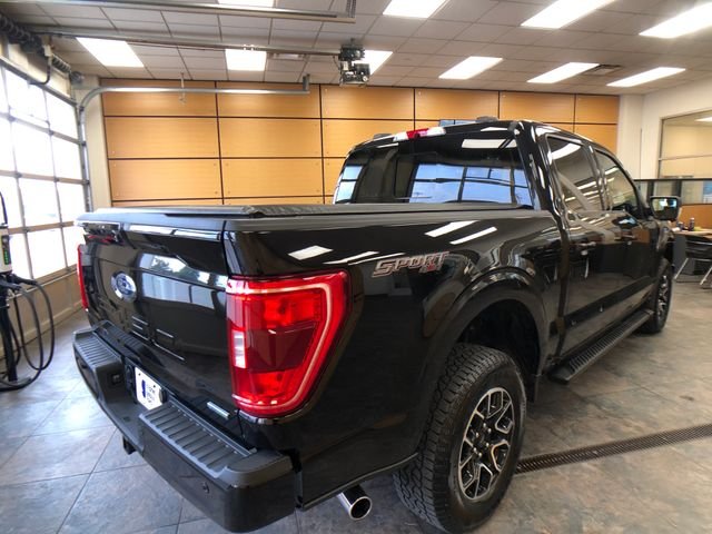 Used 2023 Black Metallic Ford XLT image 7