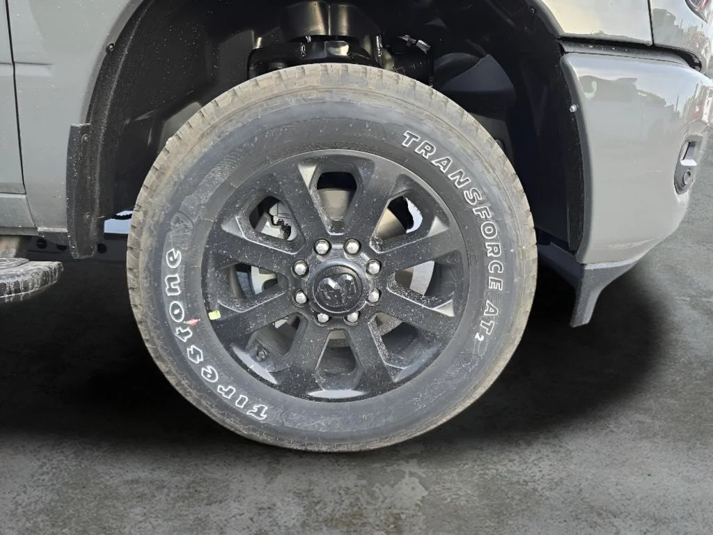 New 2026 Ceramic Gray Clear-Coat Exterior Paint RAM Laramie image 34