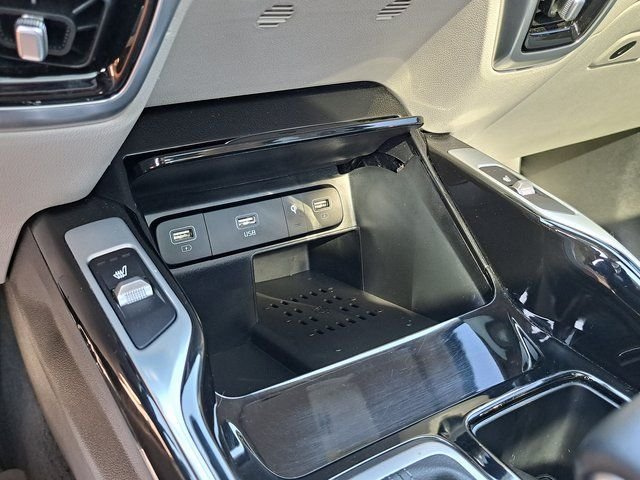 Used 2022 Gray Kia SX image 16