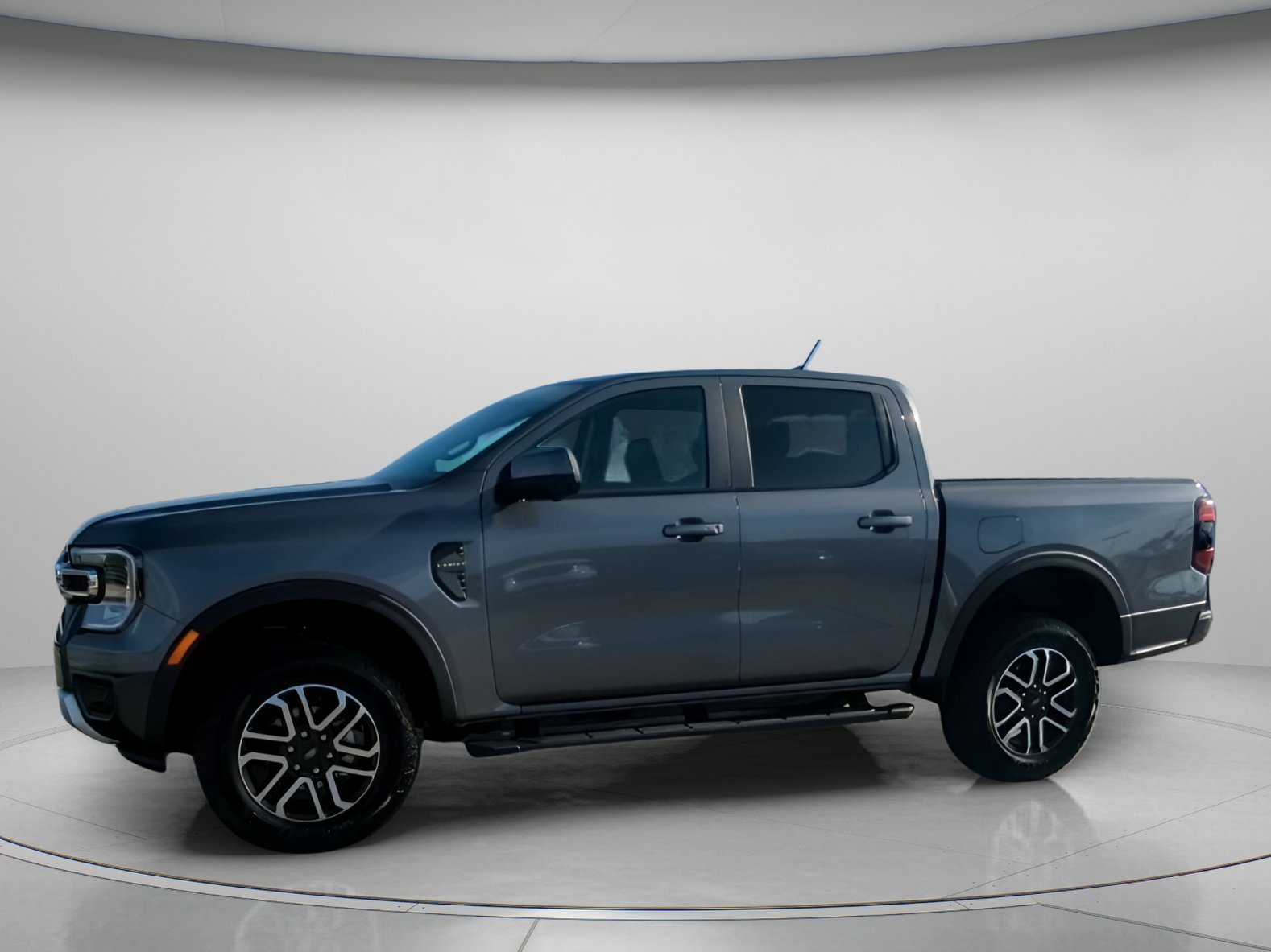New 2026 Carbonized Gray Metallic Ford Lariat® image 12