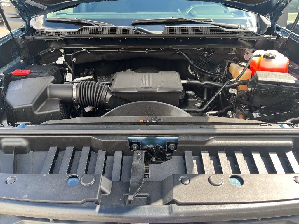 New 2026 Lakeshore Blue Metallic Chevrolet LT image 21