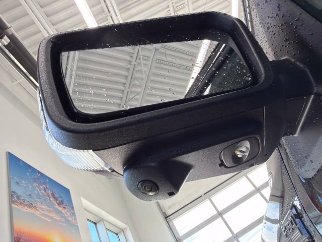 New 2026 Agate Black Metallic Ford XLT image 7