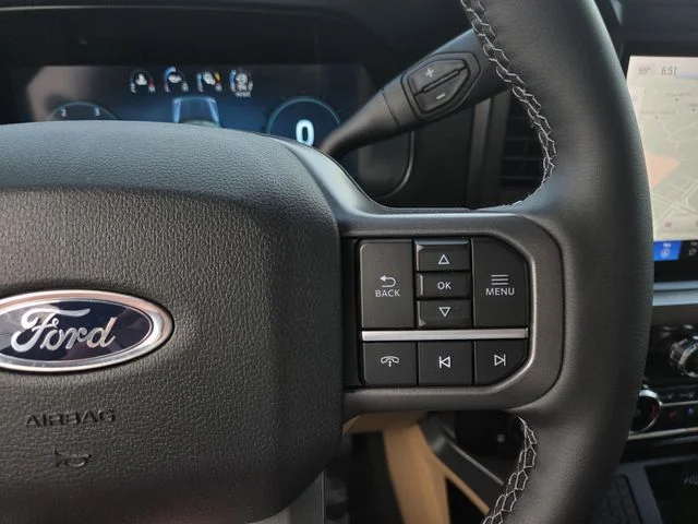New 2026 Star White Metallic Tri-Coat Ford F-250® Lariat® image 18