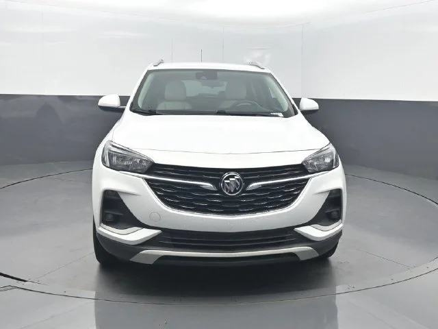 Used 2020 White Buick Select image 36