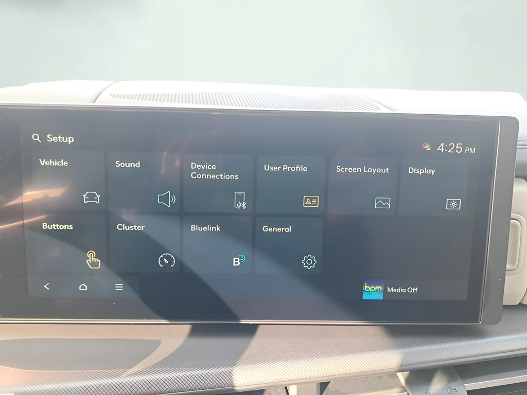 New 2026 Silver Hyundai SE image 21