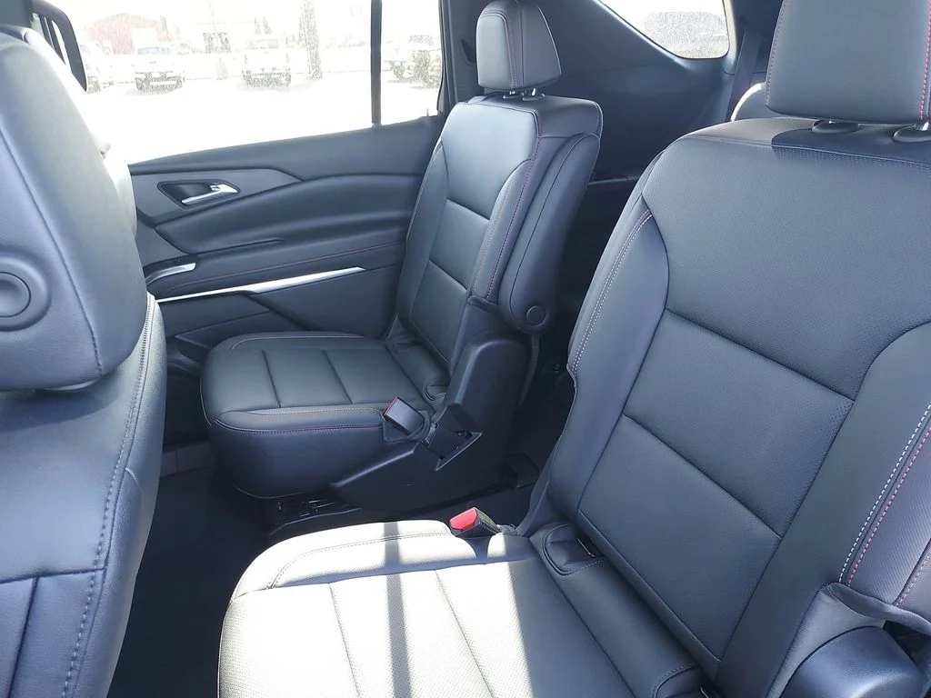 Used 2025 Gray Chevrolet Z71 image 22