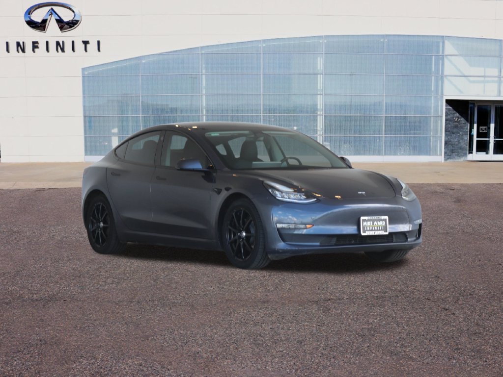 Used 2022 Silver Tesla Long Range image 49