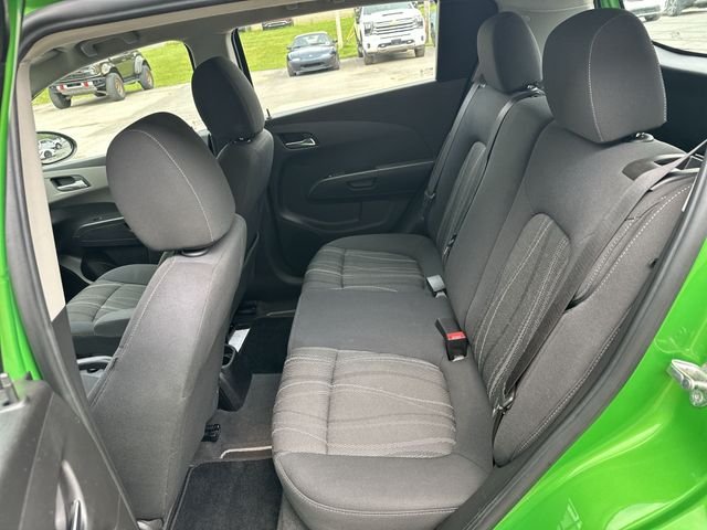 Used 2016 Green Chevrolet LT image 24