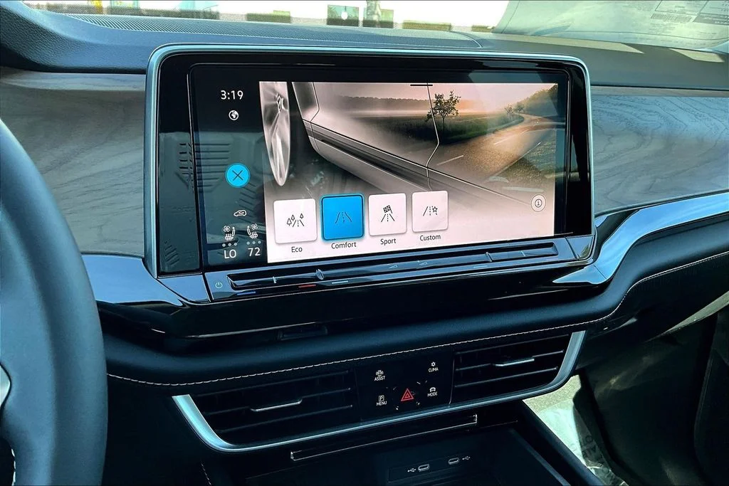 2026 Volkswagen Atlas SE w/Tech - Photo 17