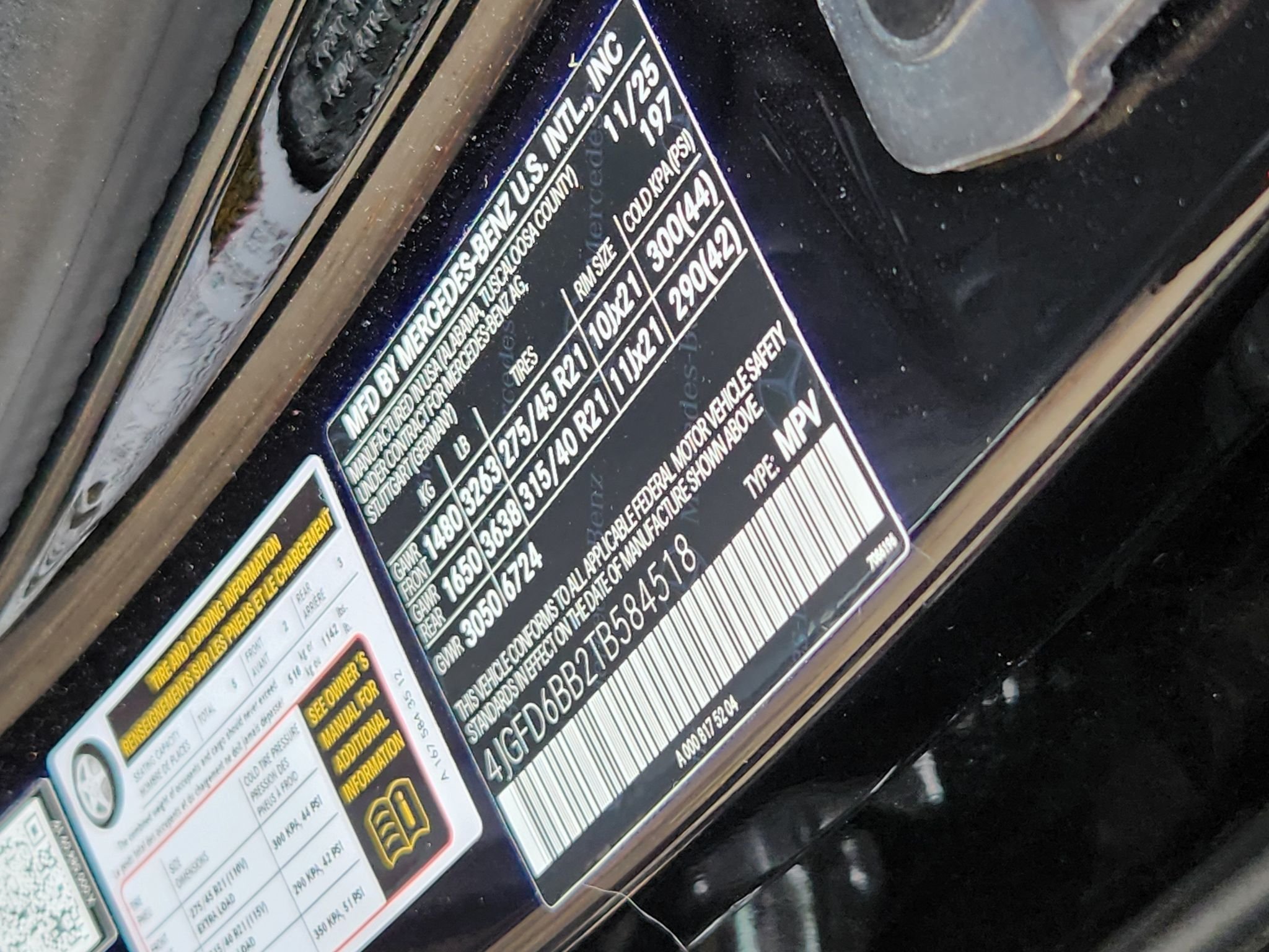 Certified Used 2026 Obsidian Black Metallic Mercedes-Benz AMG® GLE 53 image 15