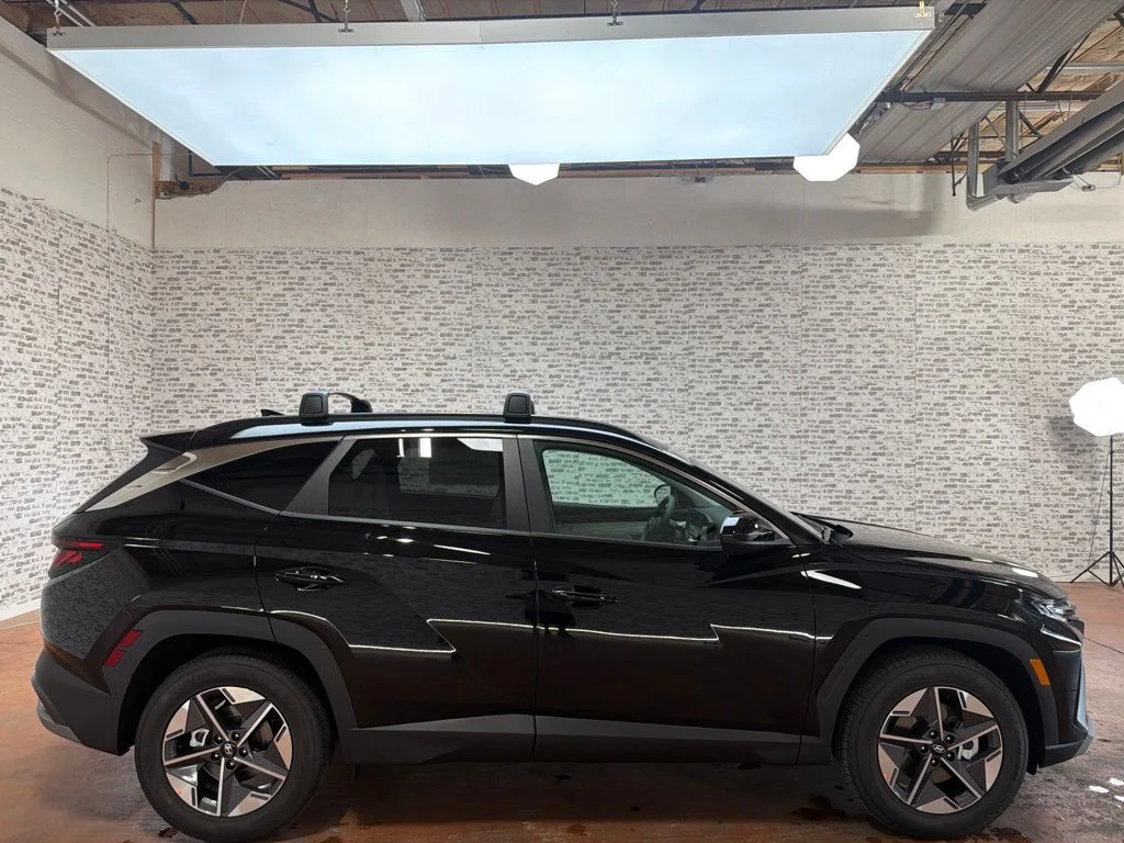 New 2026 Phantom Black Hyundai SEL Plus image 8