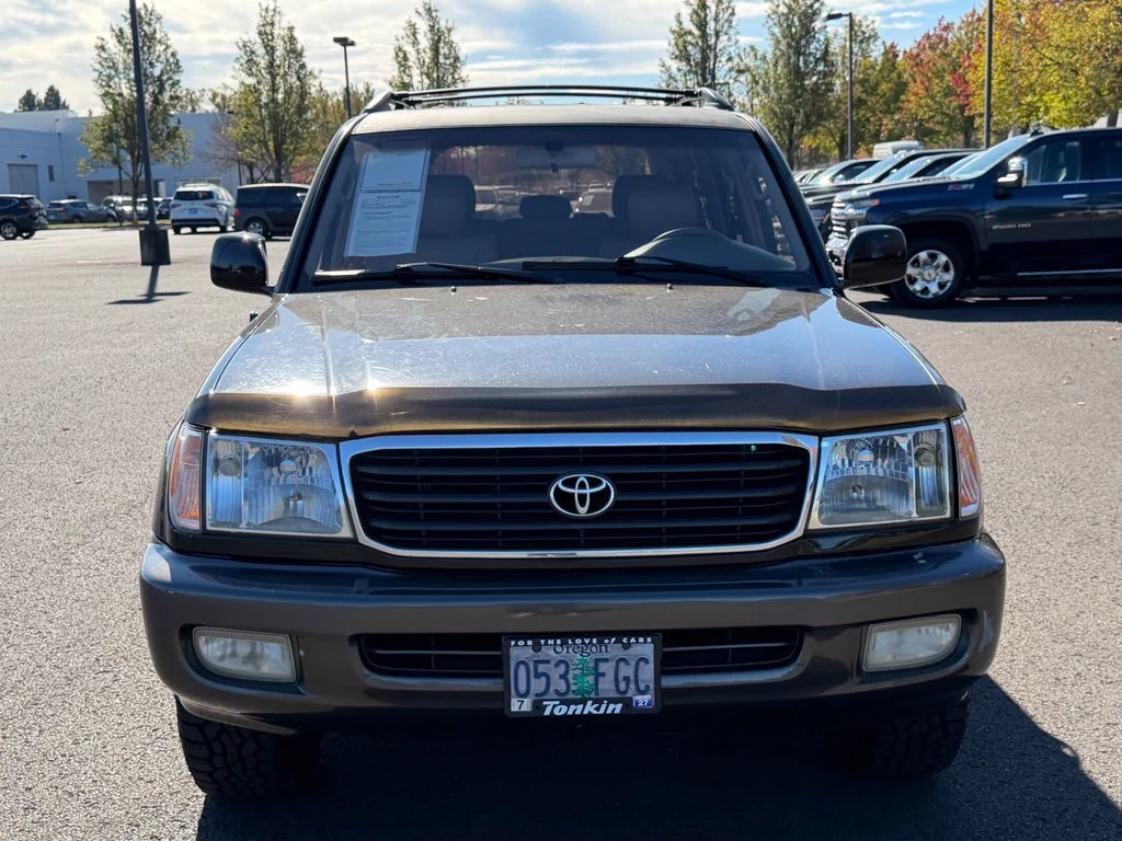 Used 2000 Black Toyota Base image 3