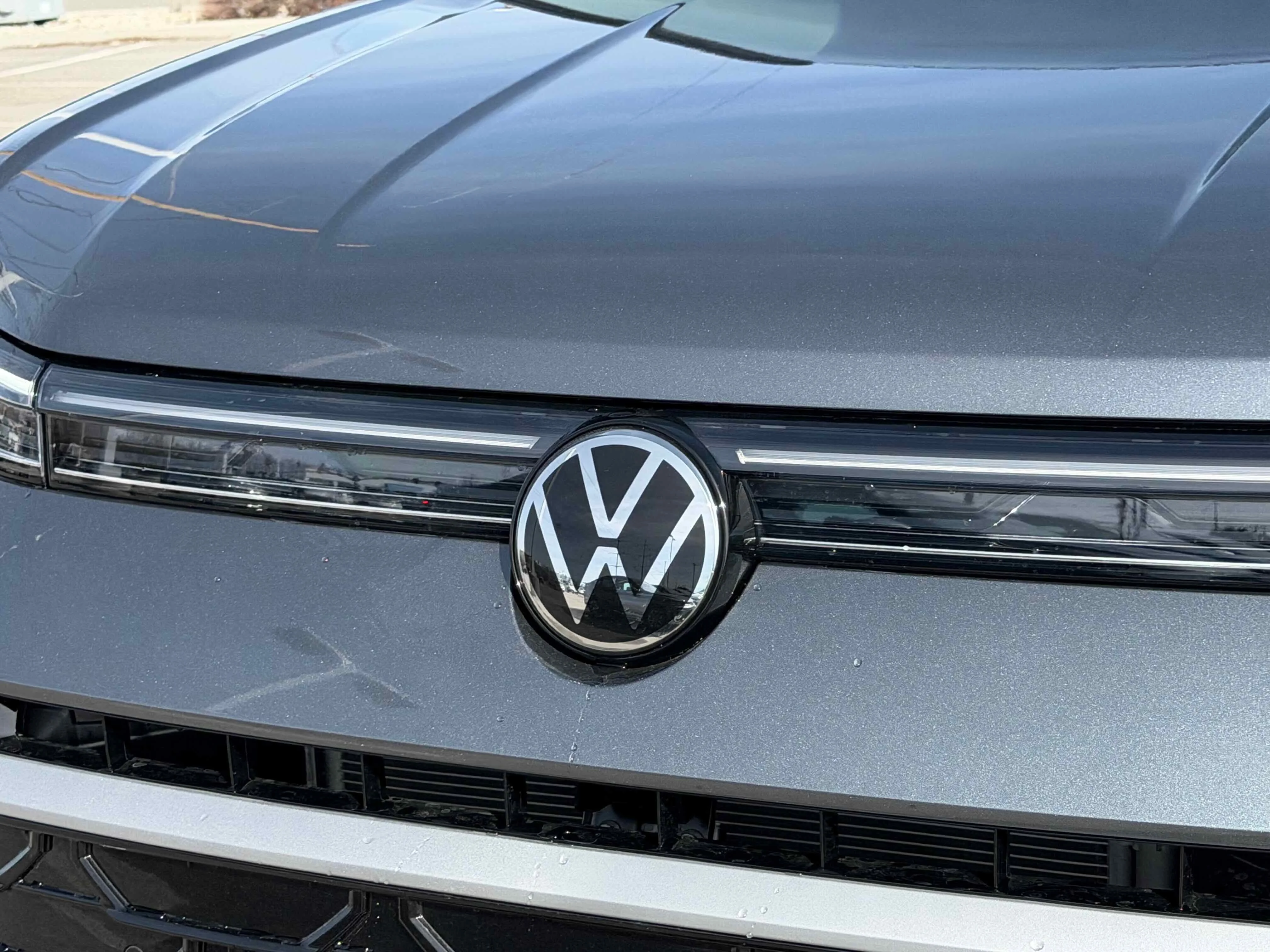 New 2026 Platinum Gray Volkswagen SEL image 11