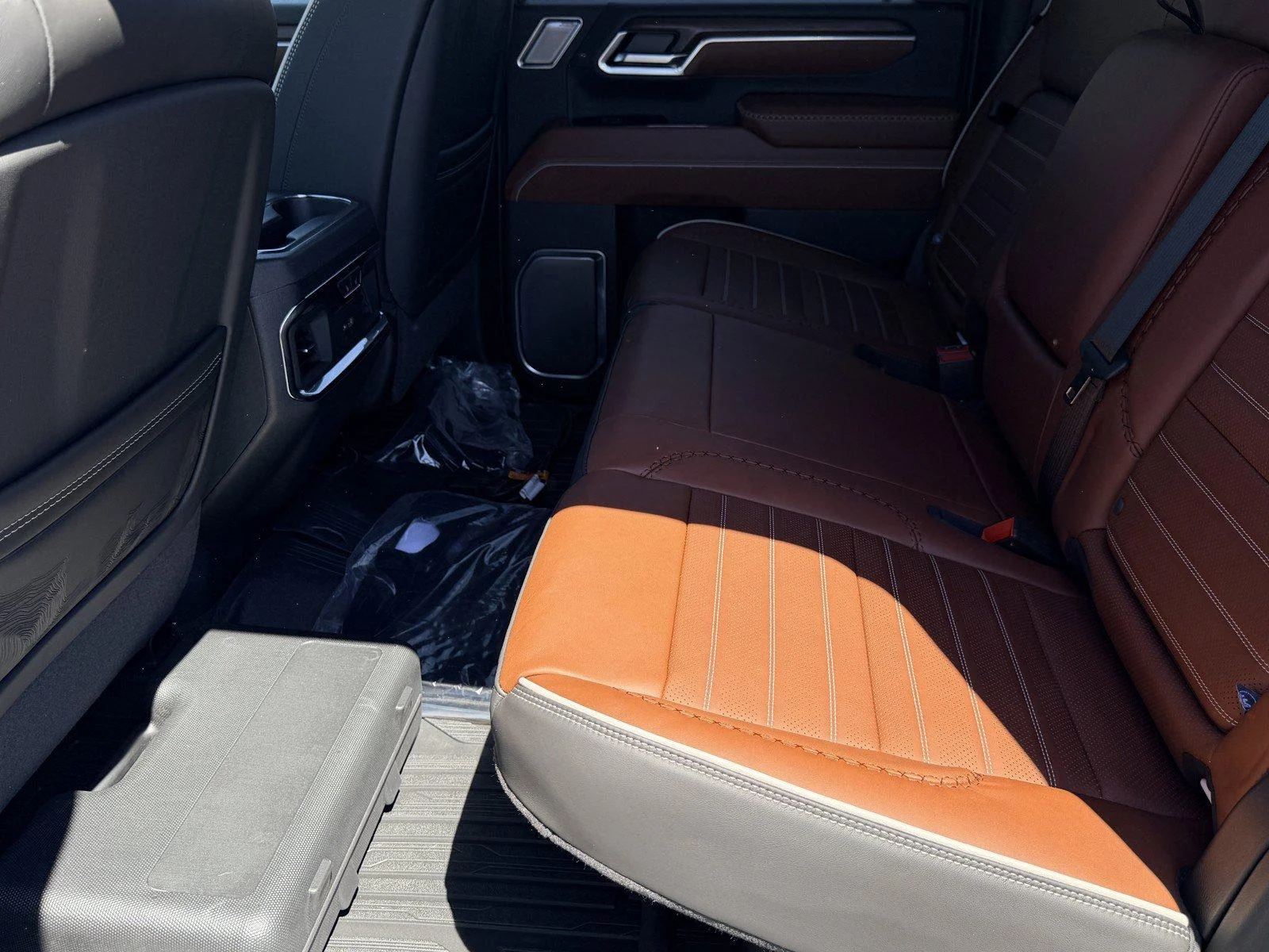 New 2026 Glacier White Tricoat GMC Denali Ultimate image 13