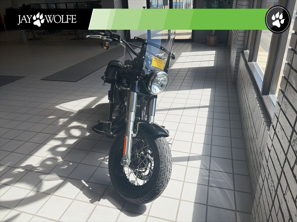 Used 2017  Harley-Davidson  image 4