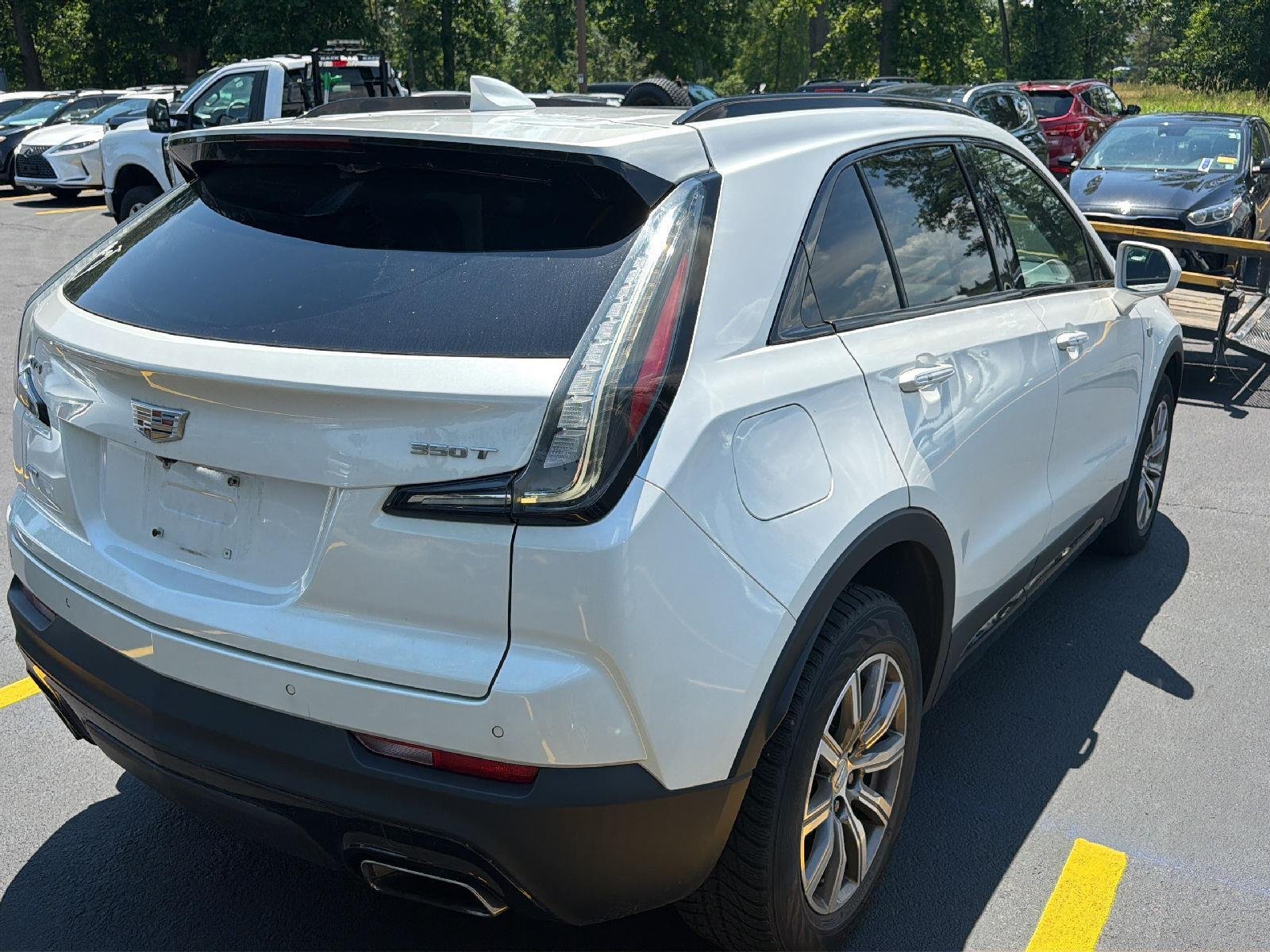 Used 2020 Crystal White Tricoat Cadillac AWD Sport image 4