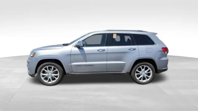 Used 2021 Silver Jeep Summit image 5