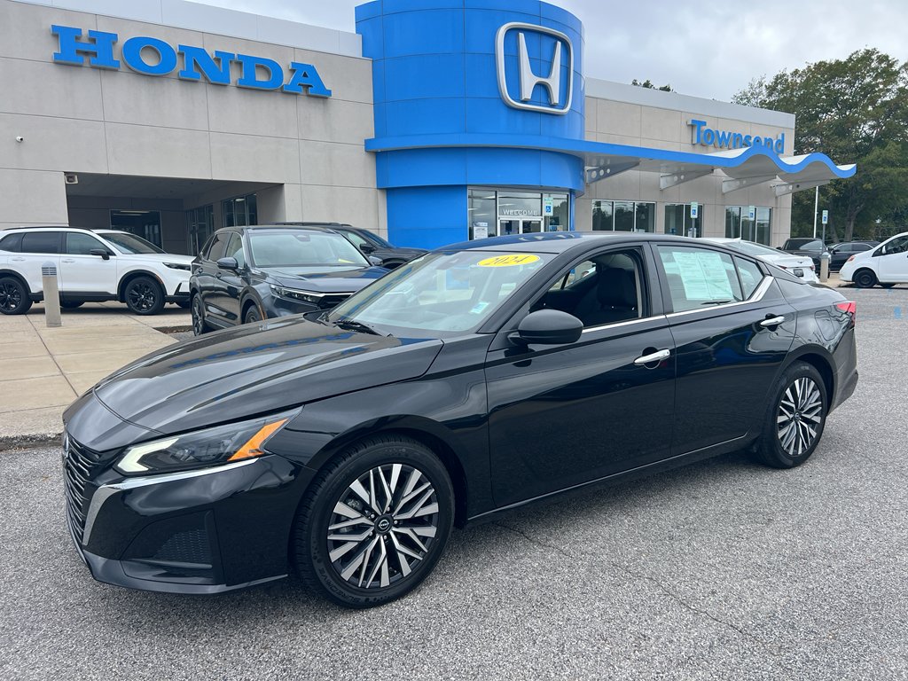 2024 Nissan Altima SV