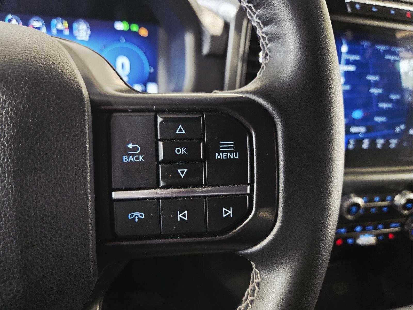 Used 2024 Blue Ford XLT image 18